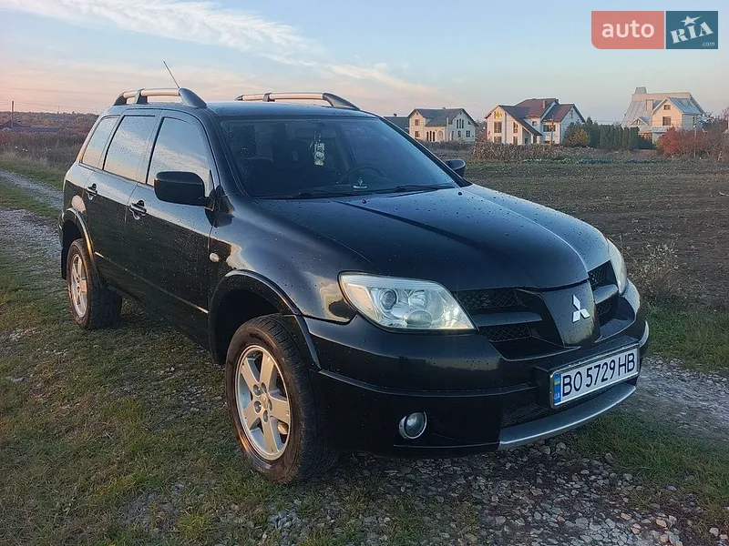 Mitsubishi Outlander