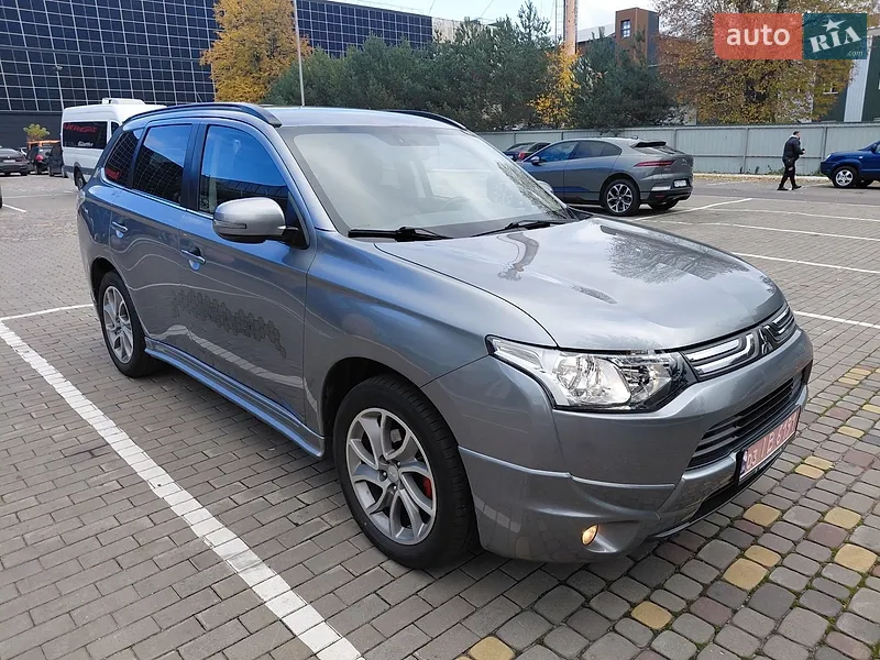Mitsubishi Outlander