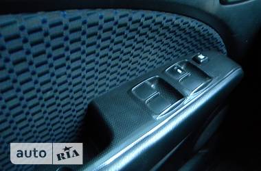 Внедорожник / Кроссовер Mitsubishi Outlander 2007 в 