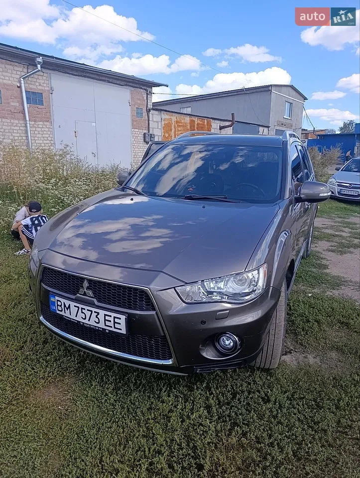 2010 Mitsubishi Outlander - мініатюра 18