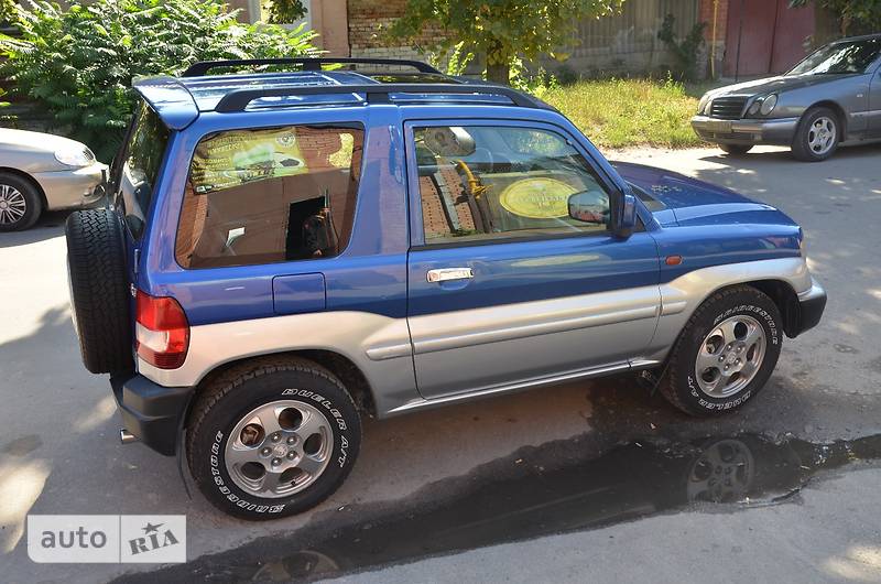 Внедорожник / Кроссовер Mitsubishi Pajero Pinin 2001 в Харькове