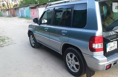 Позашляховик / Кросовер Mitsubishi Pajero Pinin 2004 в Києві