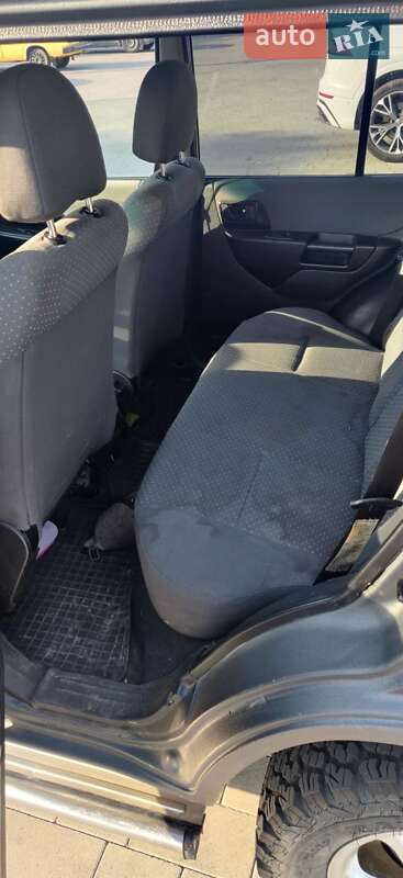 Позашляховик / Кросовер Mitsubishi Pajero Pinin 2005 в Львові