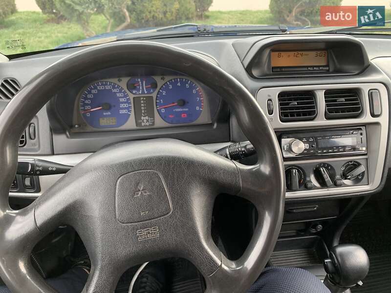 Внедорожник / Кроссовер Mitsubishi Pajero Pinin 2001 в Измаиле