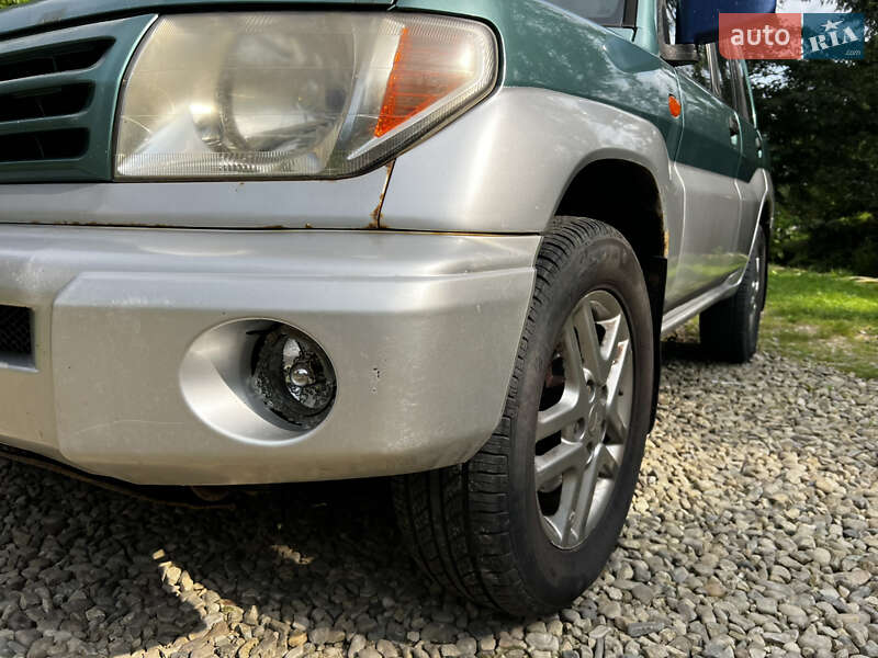 Позашляховик / Кросовер Mitsubishi Pajero Pinin 2002 в Рівному