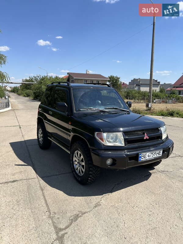 Внедорожник / Кроссовер Mitsubishi Pajero Pinin 1999 в Южноукраинске