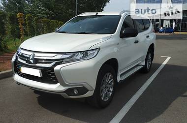 Mitsubishi Pajero Sport 2016