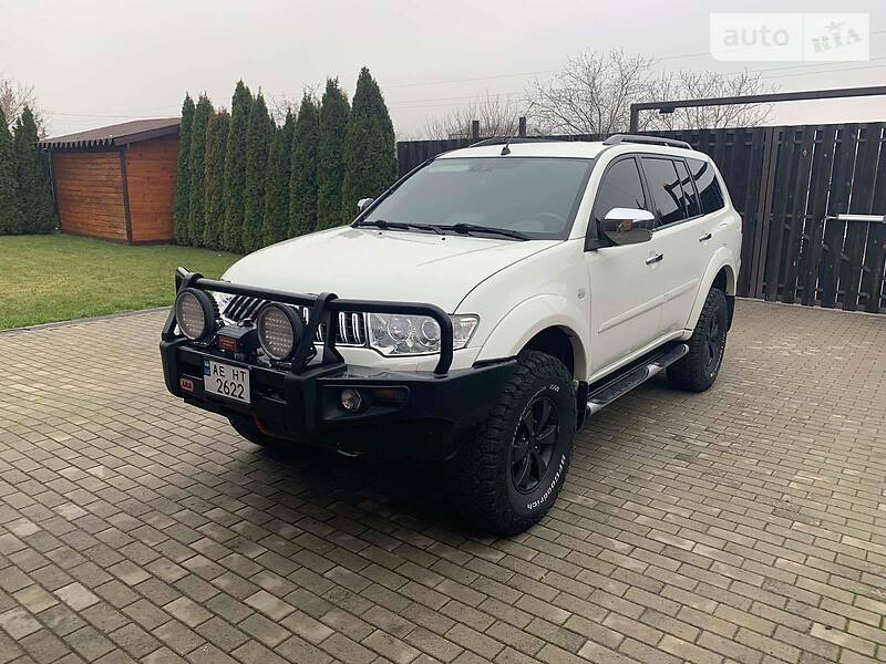 Внедорожник / Кроссовер Mitsubishi Pajero Sport 2012 в Днепре