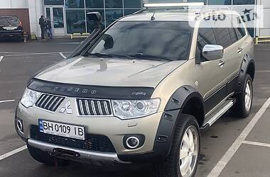 Внедорожник / Кроссовер Mitsubishi Pajero Sport 2010 в Одессе