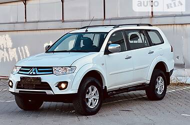 Позашляховик / Кросовер Mitsubishi Pajero Sport 2014 в Одесі