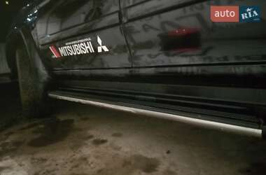 Позашляховик / Кросовер Mitsubishi Pajero Sport 2006 в 