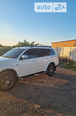 Mitsubishi Pajero Sport 2014