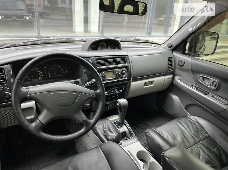 Внедорожник / Кроссовер Mitsubishi Pajero Sport 2006 в Хмельницком