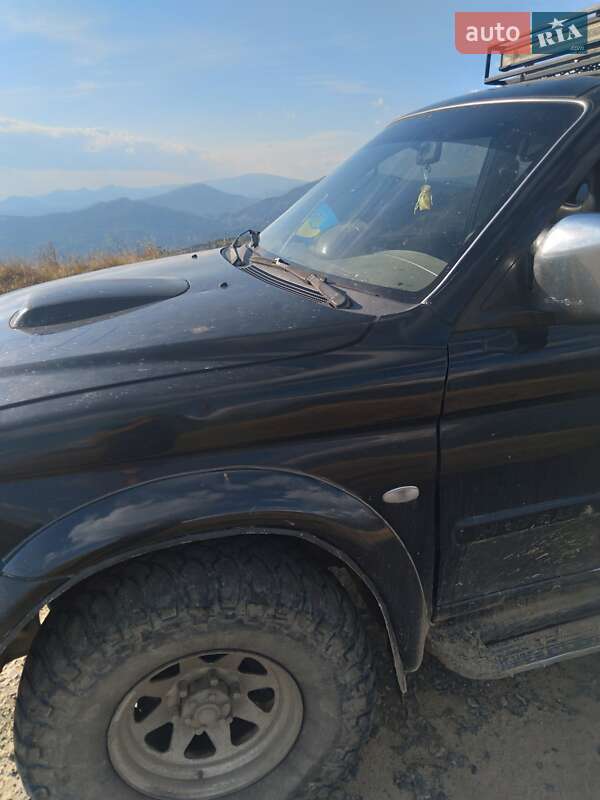 Позашляховик / Кросовер Mitsubishi Pajero Sport 2004 в Тячеві