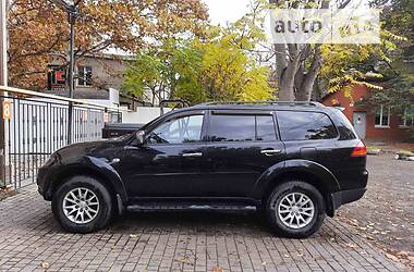 Mitsubishi Pajero Sport 2012