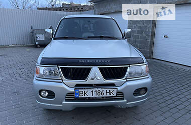 Внедорожник / Кроссовер Mitsubishi Pajero Sport 2007 в Ровно