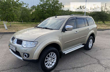 Mitsubishi Pajero Sport 2011 Mitsubishi Pajero Sport 2011