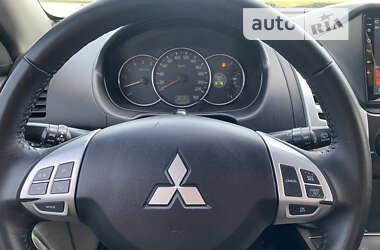 Внедорожник / Кроссовер Mitsubishi Pajero Sport 2011 в 