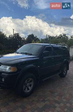 Позашляховик / Кросовер Mitsubishi Pajero Sport 2007 в 