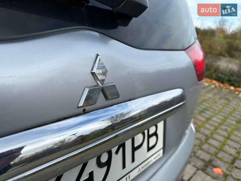 Позашляховик / Кросовер Mitsubishi Pajero Sport 2014 в Турці