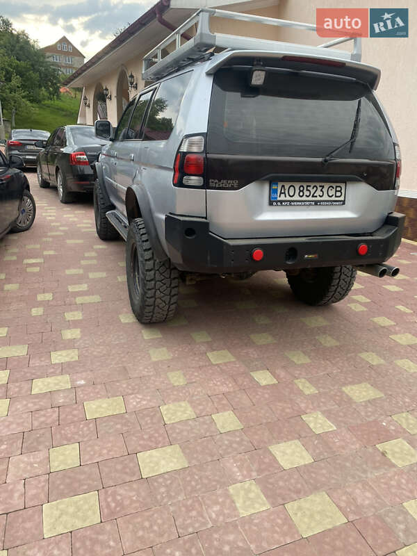 Внедорожник / Кроссовер Mitsubishi Pajero Sport 2004 в Сваляве