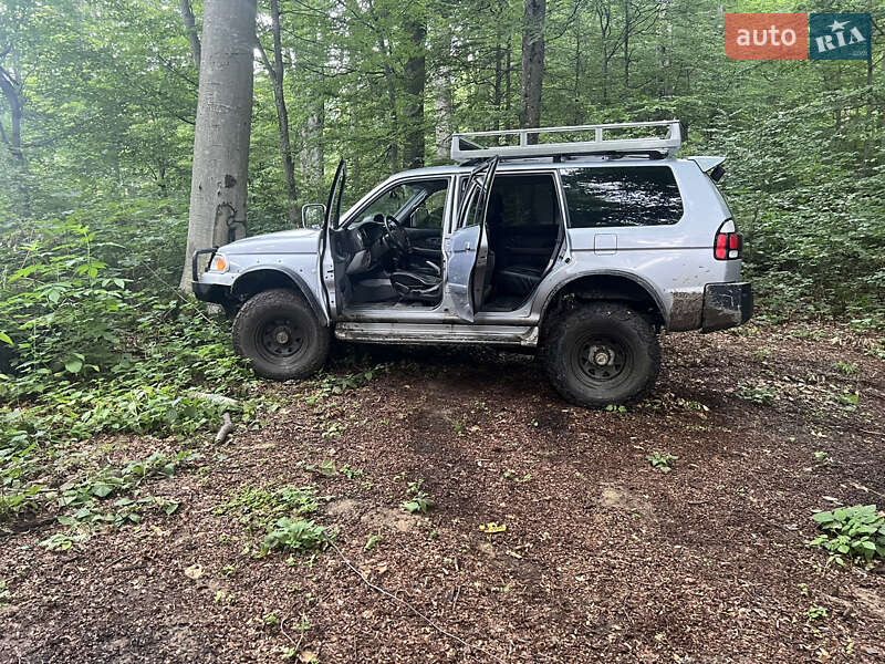 Внедорожник / Кроссовер Mitsubishi Pajero Sport 2004 в Сваляве