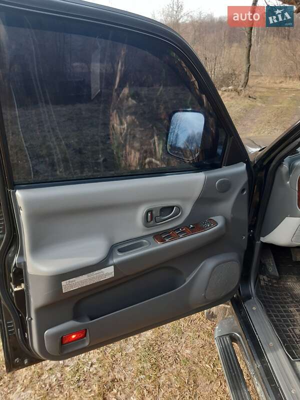 Внедорожник / Кроссовер Mitsubishi Pajero Sport 2004 в Лебедине