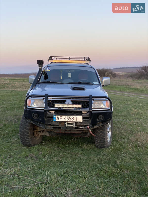 Внедорожник / Кроссовер Mitsubishi Pajero Sport 2007 в Вольногорске