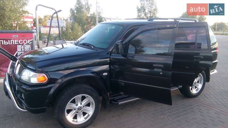 Внедорожник / Кроссовер Mitsubishi Pajero Sport 2005 в Киеве фото 3 Внедорожник / Кроссовер Mitsubishi Pajero Sport 2005 в Киеве