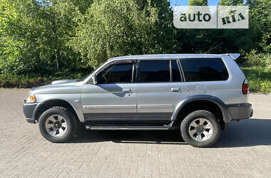 Внедорожник / Кроссовер Mitsubishi Pajero Sport 2006 в Ровно