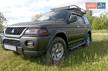 Внедорожник / Кроссовер Mitsubishi Pajero Sport 1999 в 