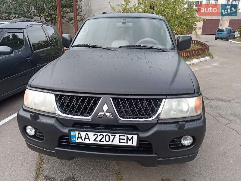 Позашляховик / Кросовер Mitsubishi Pajero Sport 2007 в Києві