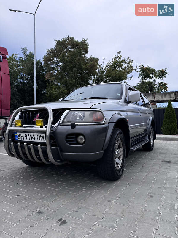 Позашляховик / Кросовер Mitsubishi Pajero Sport 2002 в Одесі