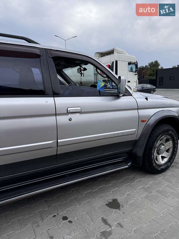 Позашляховик / Кросовер Mitsubishi Pajero Sport 2002 в Одесі