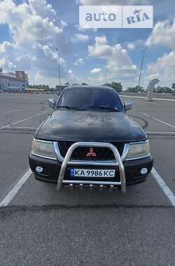 Позашляховик / Кросовер Mitsubishi Pajero Sport 2000 в Києві