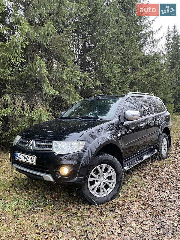 Позашляховик / Кросовер Mitsubishi Pajero Sport 2013 в Умані фото 4 Позашляховик / Кросовер Mitsubishi Pajero Sport 2013 в Умані