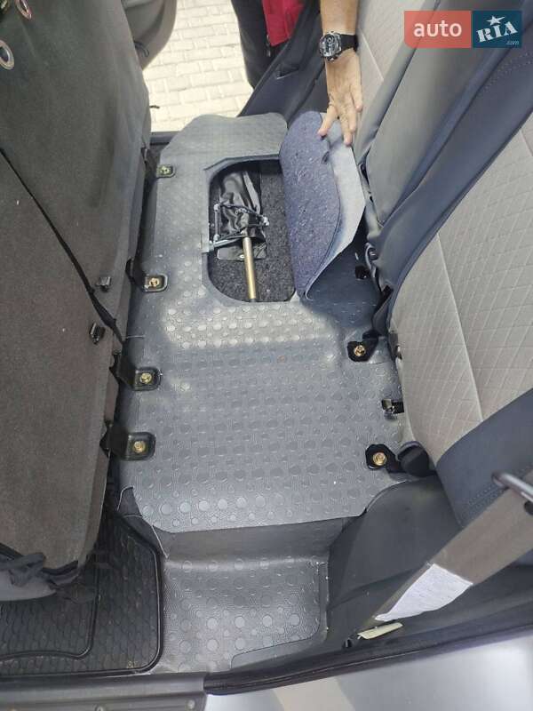 Внедорожник / Кроссовер Mitsubishi Pajero Sport 2004 в Ивано-Франковске