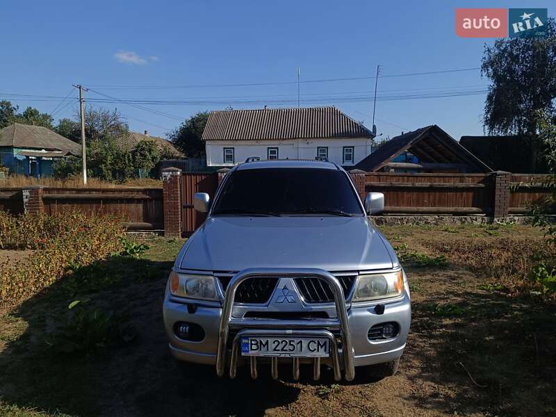 Mitsubishi Pajero Sport 2006
