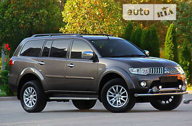 Внедорожник / Кроссовер Mitsubishi Pajero Sport 2013 в Днепре