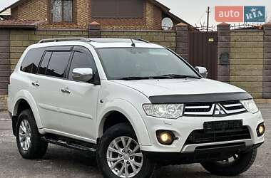 Mitsubishi Pajero Sport 2014