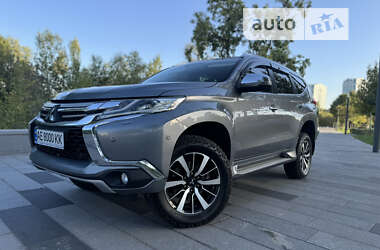 Внедорожник / Кроссовер Mitsubishi Pajero Sport 2016 в Днепре