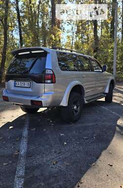 Позашляховик / Кросовер Mitsubishi Pajero Sport 2006 в Києві