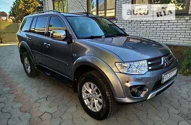 Внедорожник / Кроссовер Mitsubishi Pajero Sport 2014 в Ахтырке