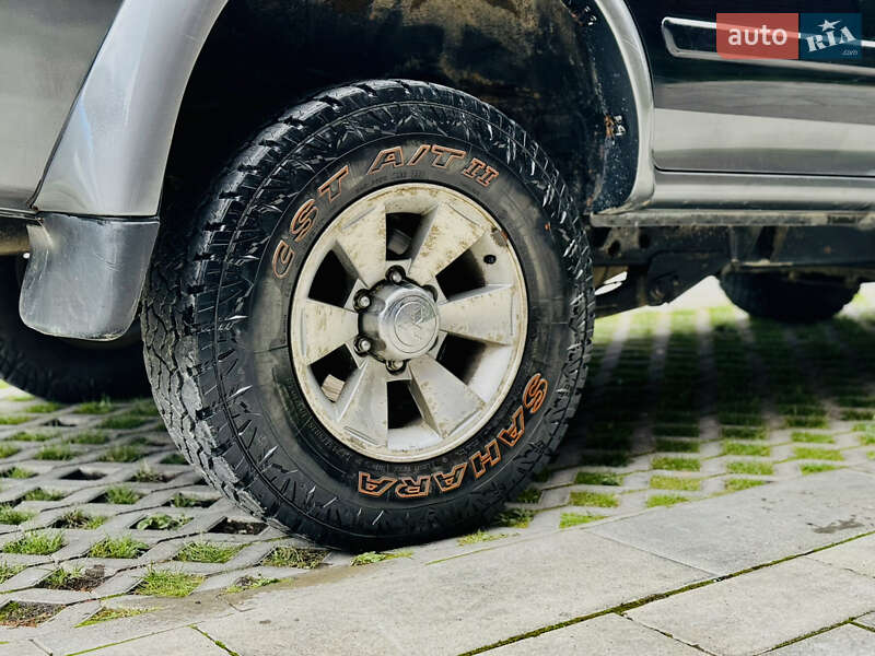 Внедорожник / Кроссовер Mitsubishi Pajero Sport 2004 в Ивано-Франковске