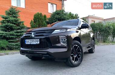 Mitsubishi Pajero Sport 2021