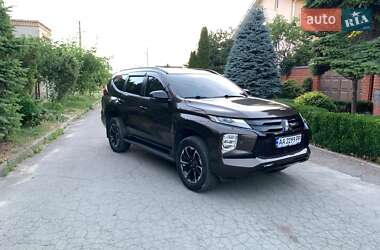 Внедорожник / Кроссовер Mitsubishi Pajero Sport 2021 в Днепре