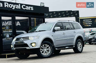 Внедорожник / Кроссовер Mitsubishi Pajero Sport 2013 в Харькове