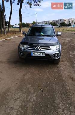 Позашляховик / Кросовер Mitsubishi Pajero Sport 2014 в Лебедині