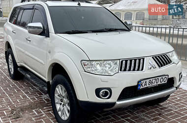 Позашляховик / Кросовер Mitsubishi Pajero Sport 2012 в Сумах