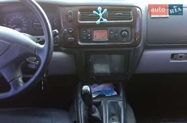 Внедорожник / Кроссовер Mitsubishi Pajero Sport 2004 в 